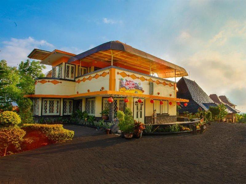 Ciptaningati Hotel Batu  Eksteriør bilde