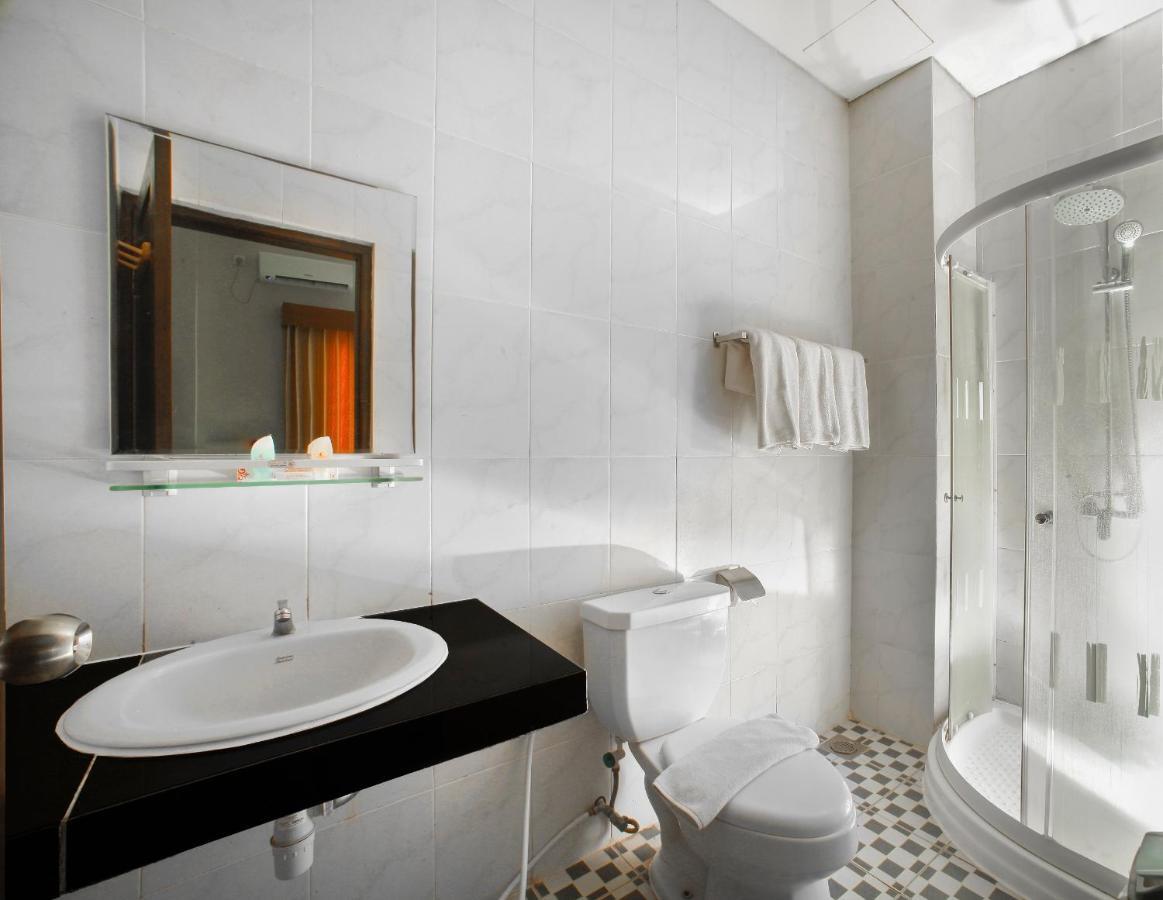 Ciptaningati Hotel Batu  Eksteriør bilde