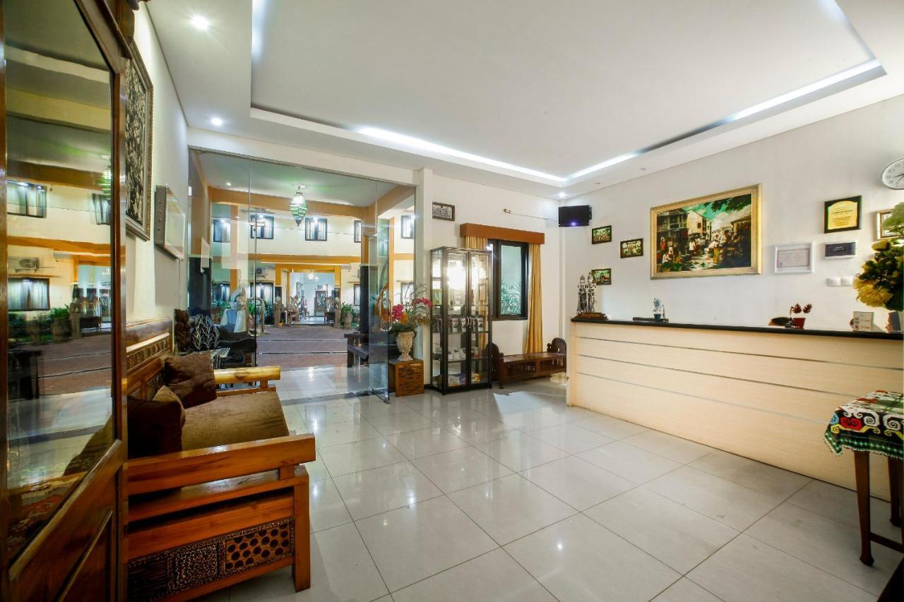 Ciptaningati Hotel Batu  Eksteriør bilde
